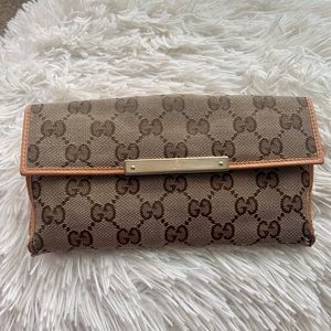Authentic Gucci Bifold Wallet